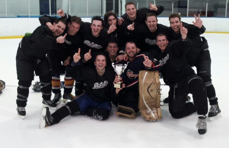 Tournoi de hockey 2013 à l'aréna Fernand-Asselin